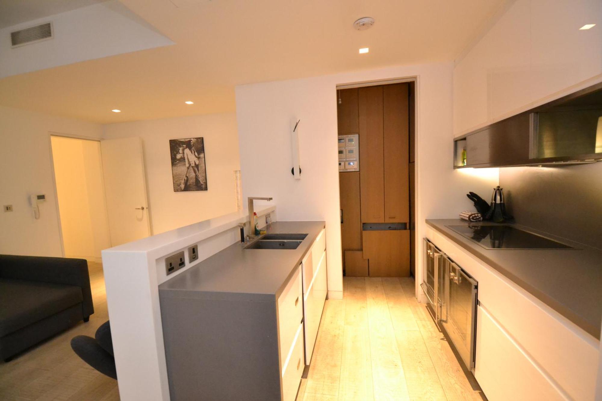 Modern 2 Bedroom Apartment, Oxford Street ลอนดอน ภายนอก รูปภาพ